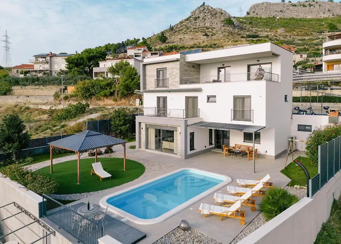 Judita Villa Mravince